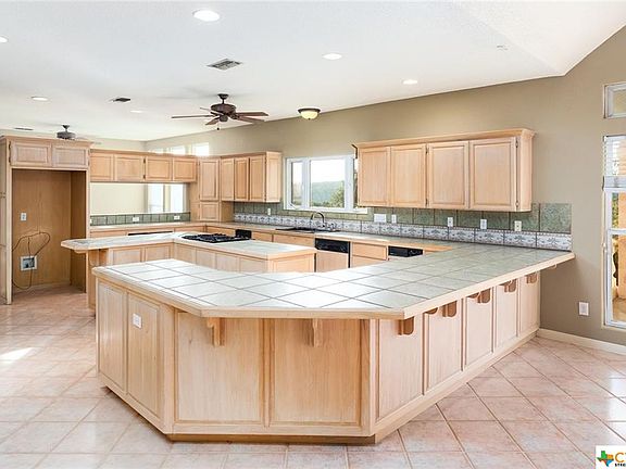 4th image of 5060 River Oaks Dr