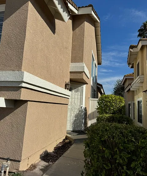 7878 Pineridge Ct — Photo 3