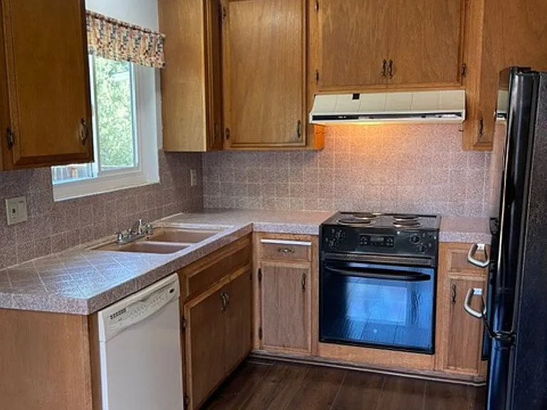 1719 Marshall Ct #A — Photo 2
