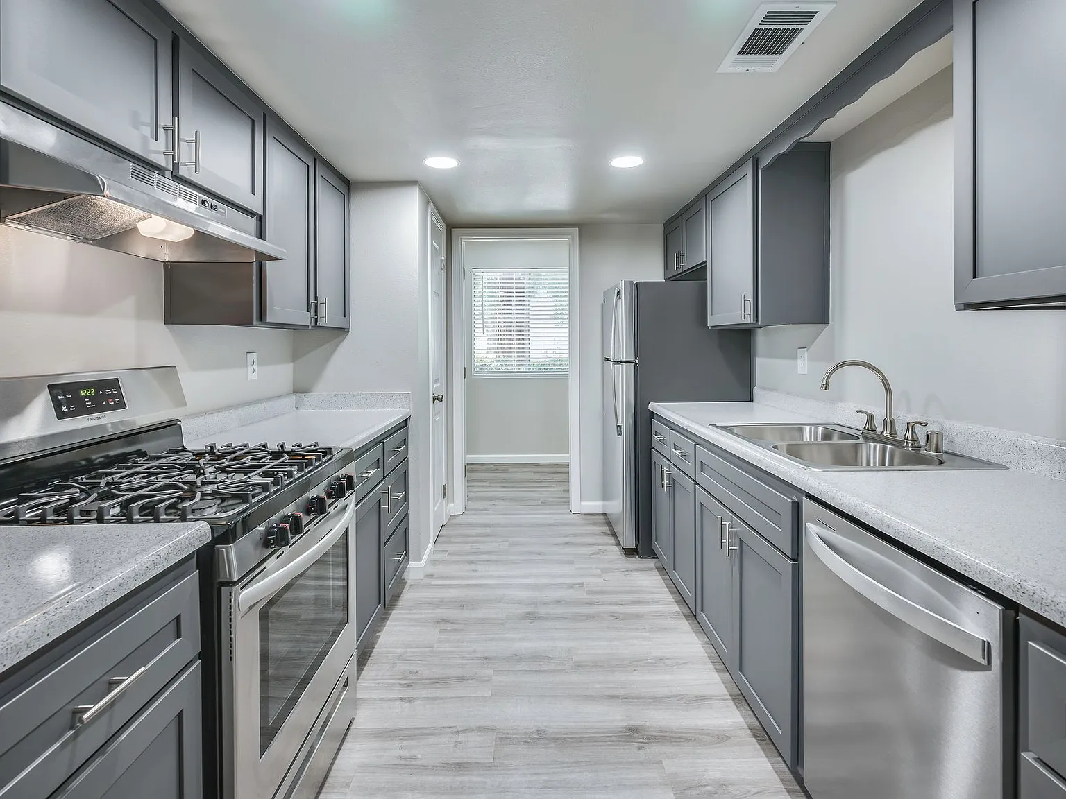Cabernet Apartments & Duplexes — Photo 2