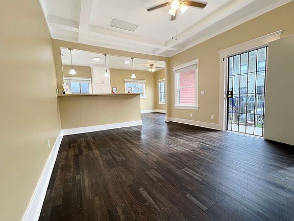 3rd image of 417 Gaviota Ave #417