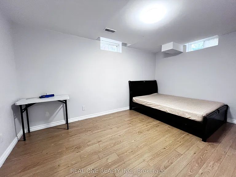 1098 Sandhurst Cir #BASEMENT — Photo 7