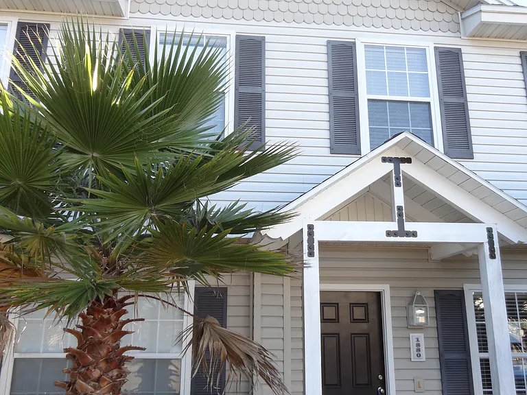 1880 Lago Del Sur Dr — Photo 1