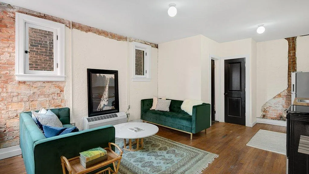 1 bed, $950 — Photo 2