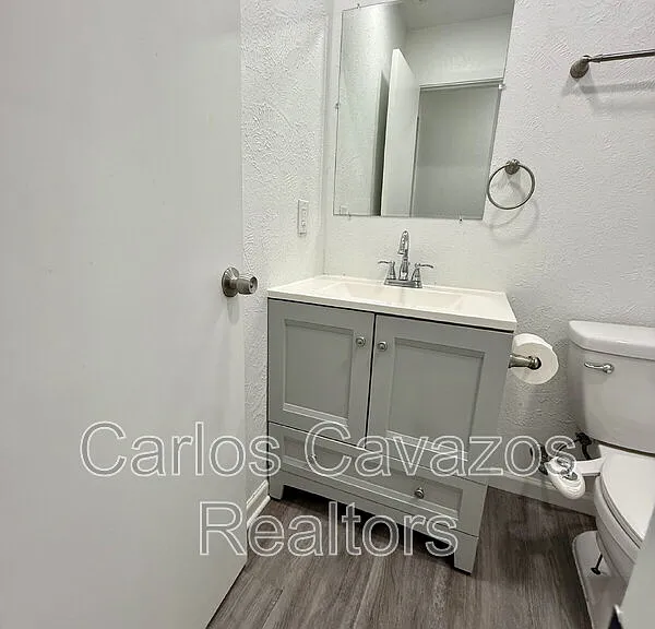1617 Meadowbrook Dr — Photo 7
