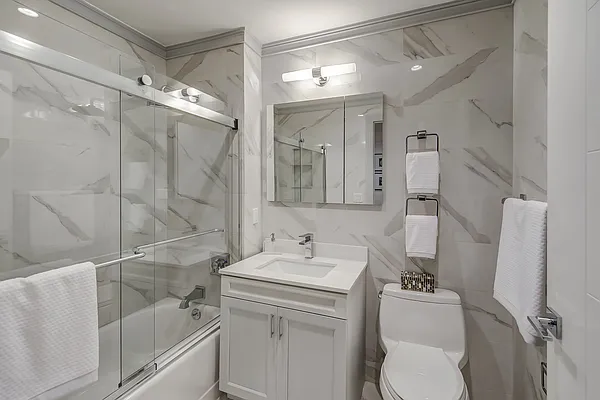 Rented by Corcoran | media 27