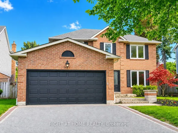 527 Beech St E, Whitby, ON L1N 7R1