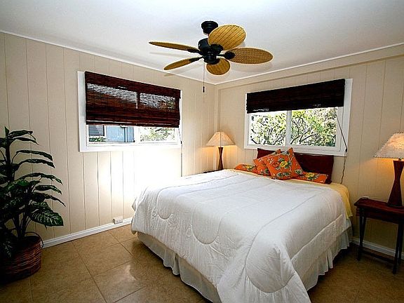 Downstairs guest bedroom #1