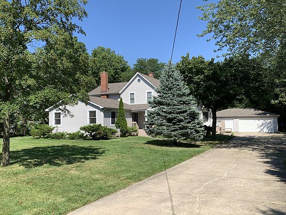 2nd image of 1703 S Fairfield Ave