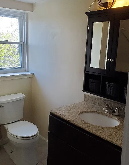 1113 E Genesee St #3 — Photo 9