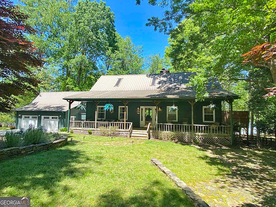 1st image of 620 Greenleaf Dr