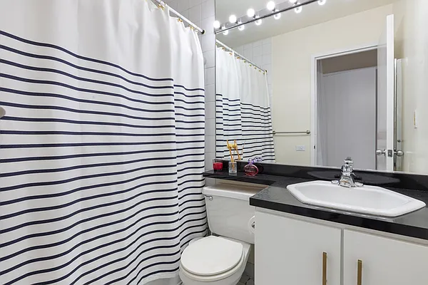 Rented by Douglas Elliman | media 25