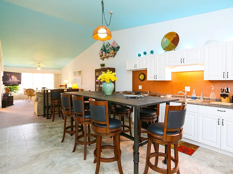 4030 Northlight Dr — Photo 7