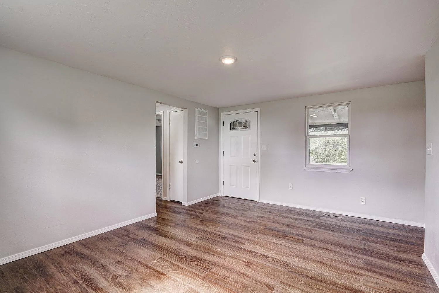 6700 N Coltrane Rd — Photo 4