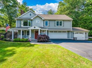 62 Edgewater Dr, Pembroke, MA 02359