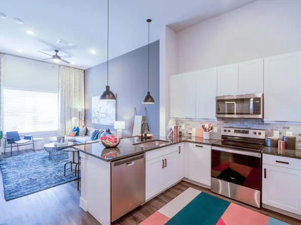 Cadence at Frisco Station