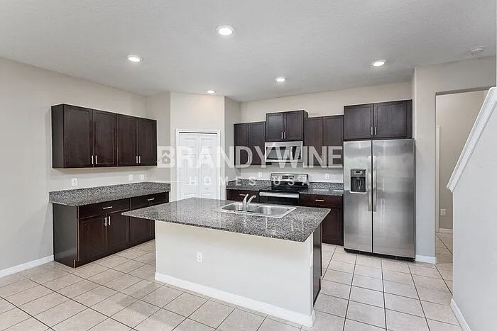 5595 Mercado Dr — Photo 9
