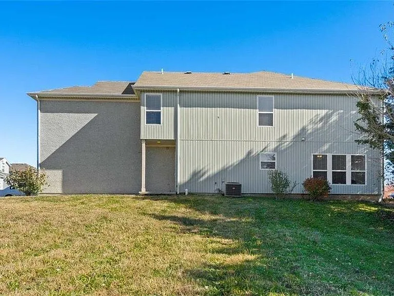 10357 Edith Ave — Photo 7