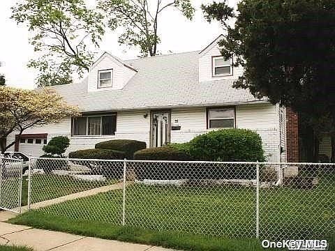 1st image of 95 Thorne Ave