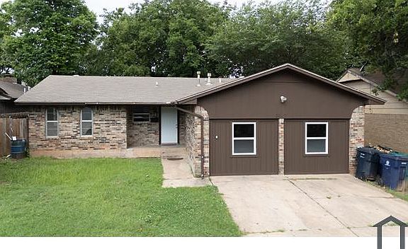 2nd image of 5017 S Briarwood Dr