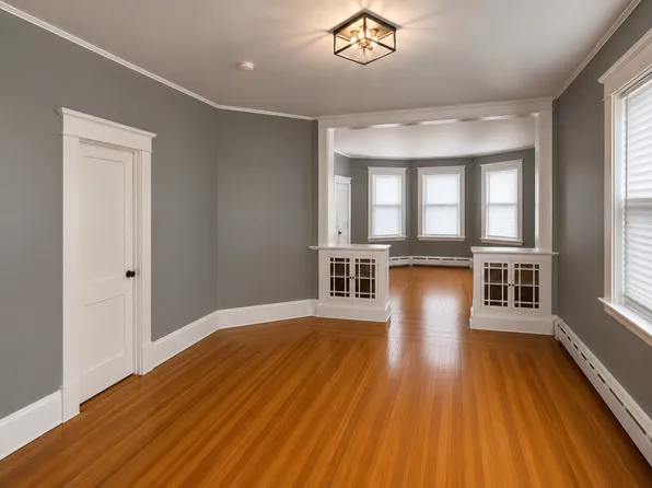 135-137 Clara St #135, New Bedford, MA 02744