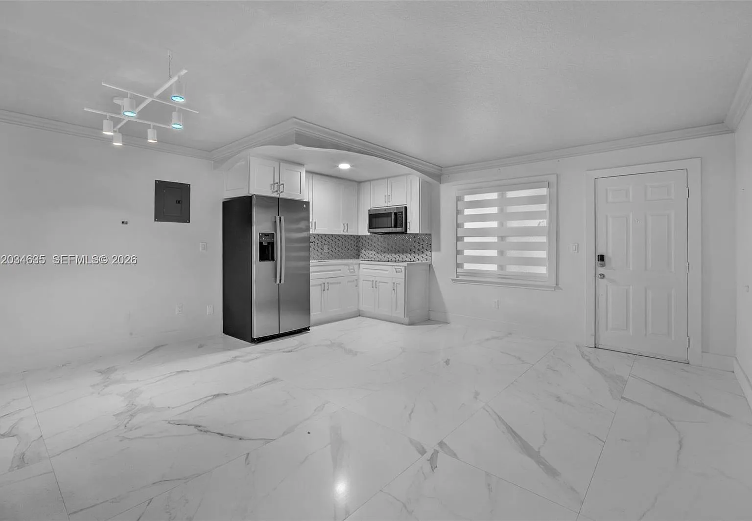 Virginia Pointe Condo — Photo 2