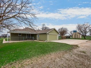 258 Bobcat Rd, Sanger, TX 76266