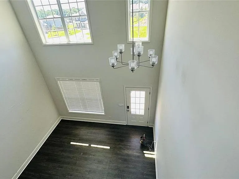 5595 Loring St — Photo 14