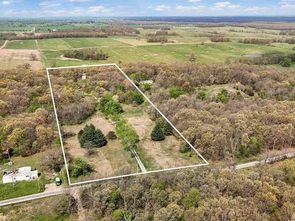 1867 Lawrence 1110, Miller, MO 65707