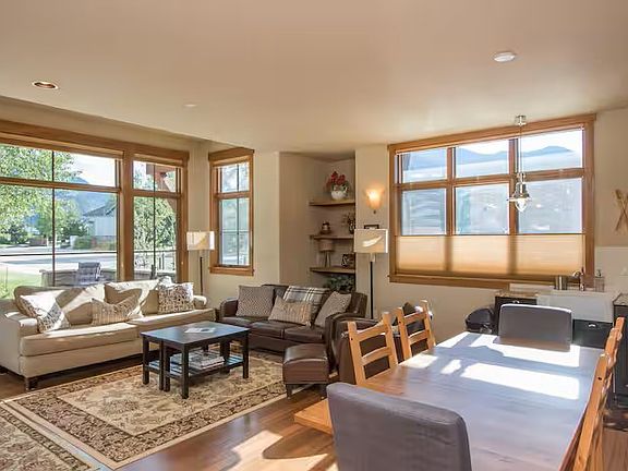Large windows for lots of natural light