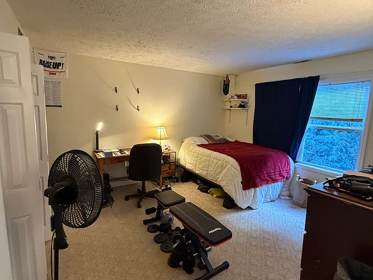 800 Meadowview Dr #15 — Photo 5