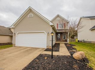 446 Charleton Dr, Medina, OH 44256