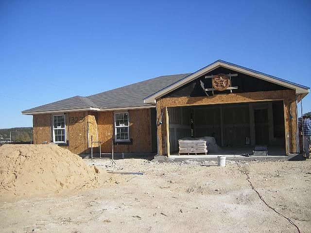 1st image of 1323 Dixon