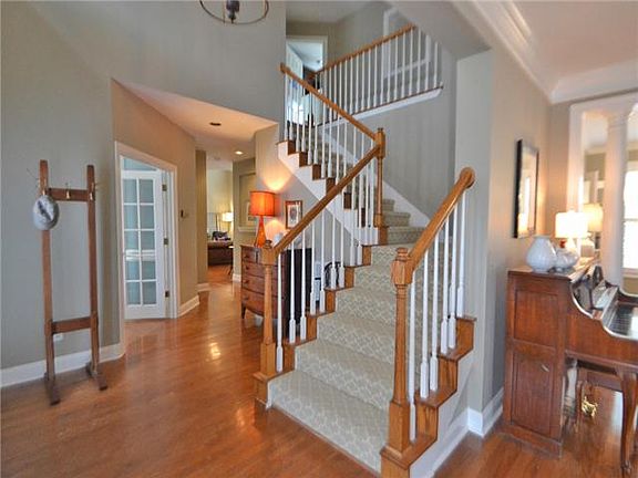 3rd image of 244 Stanley Park Ln