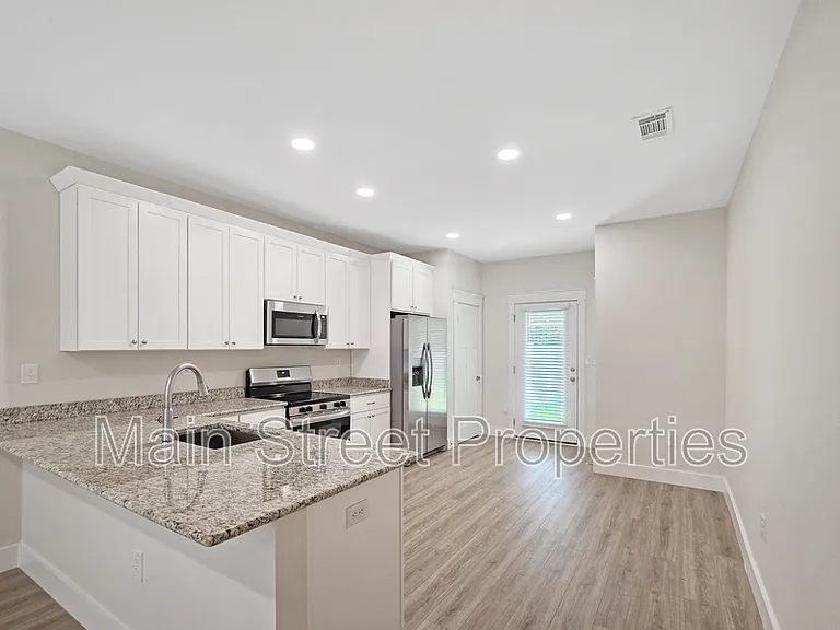 2289 Dog Track Rd #B — Photo 4