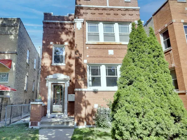 3626 W Cornelia Ave, Chicago, IL 60618