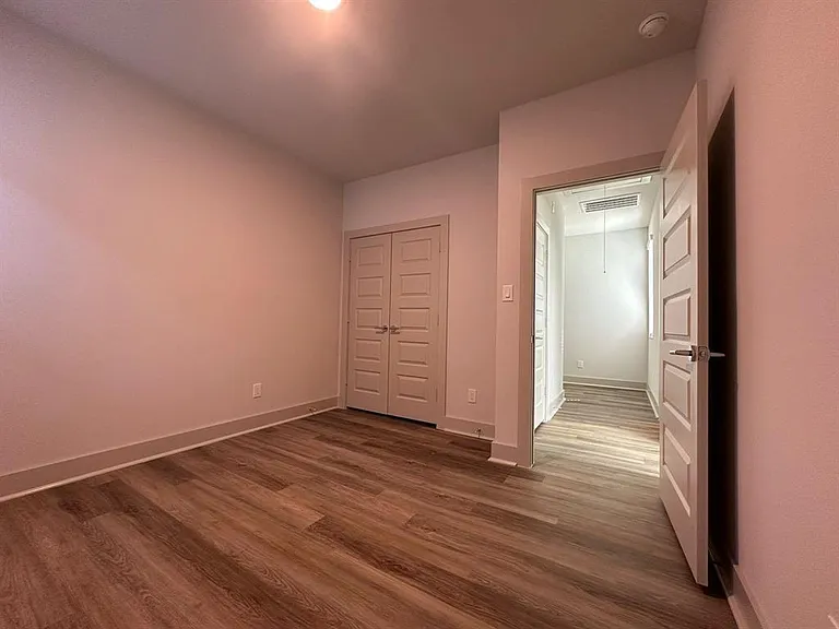 6804 Troya Ln — Photo 23