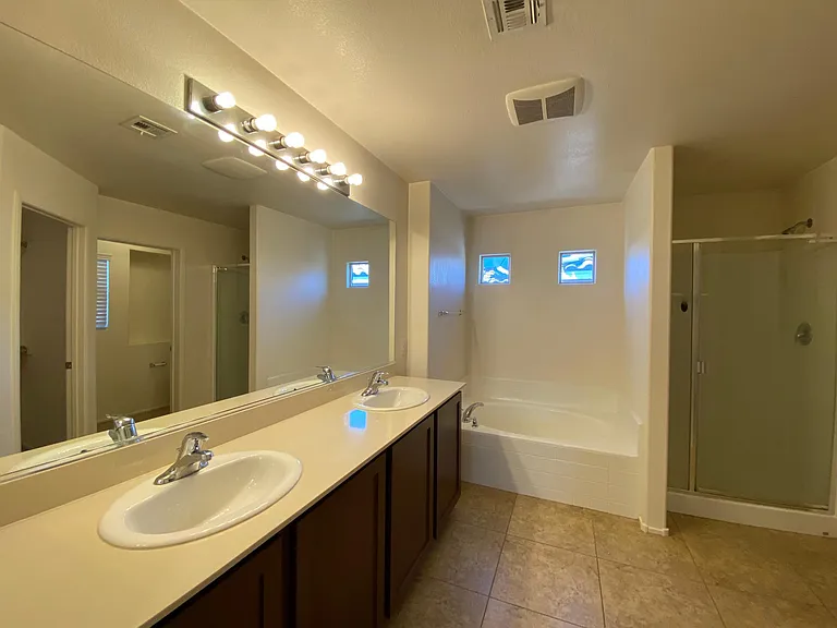 10965 Mount Pendleton St — Photo 14