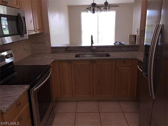 2nd image of 310 Robin Hood Cir Unit 102