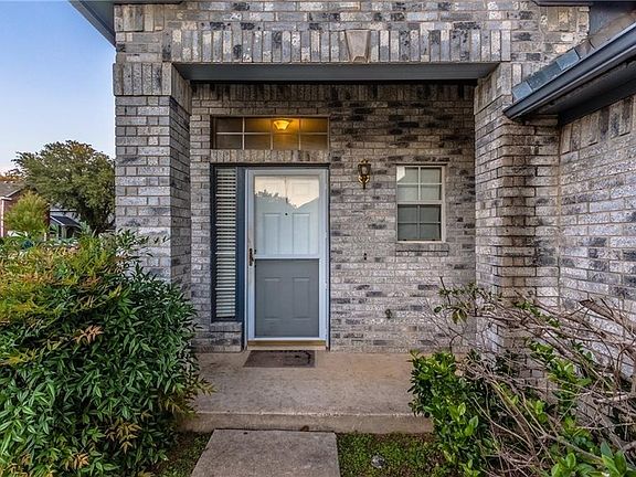 3rd image of 1668 Prescott Cir