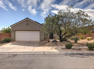 2924 E Hidden Hills Ave, Washington, UT 84780