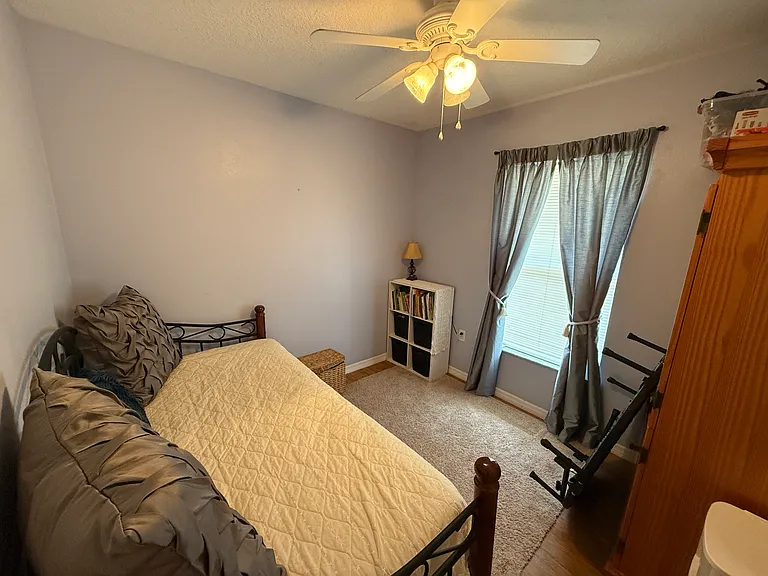 4051 Adrian Ave — Photo 9