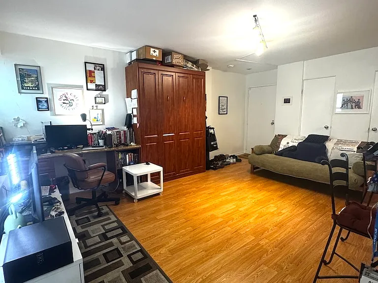 40 E 9th St #412 — Photo 5