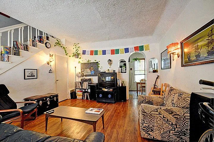 5418 Harold Way #5418 — Photo 3