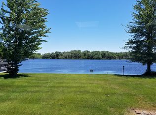 207 Lake Shore Dr, Coldwater, MI 49036