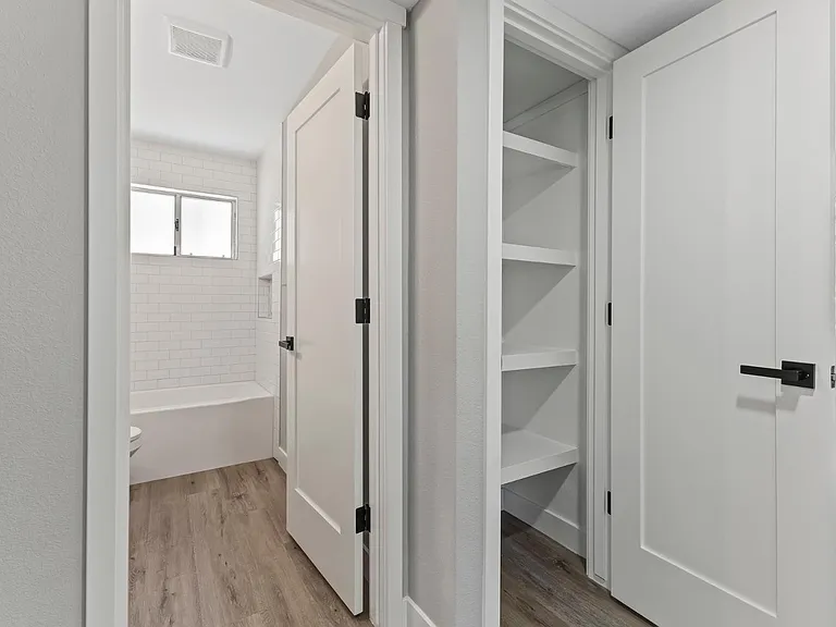 10423 W Monterosa Dr — Photo 24