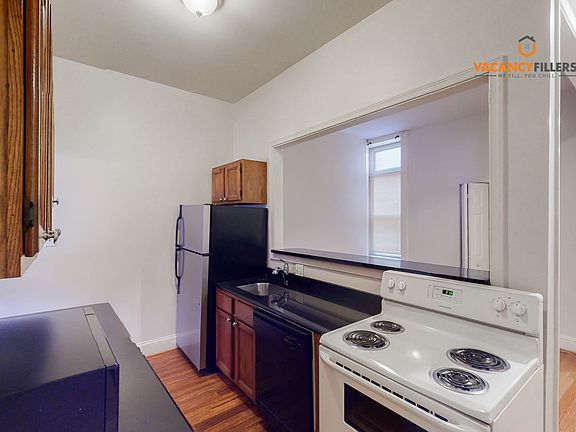 2nd image of 1715 Saint Paul St #2