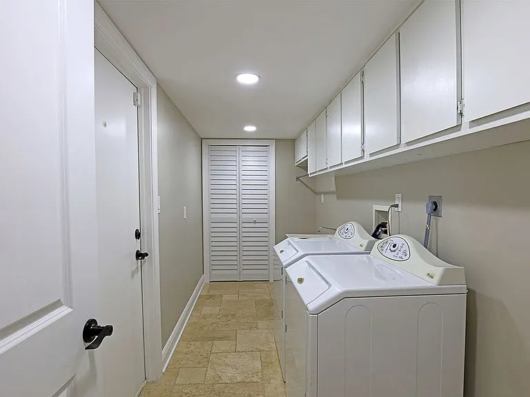 16717 Bobcat Dr — Photo 23