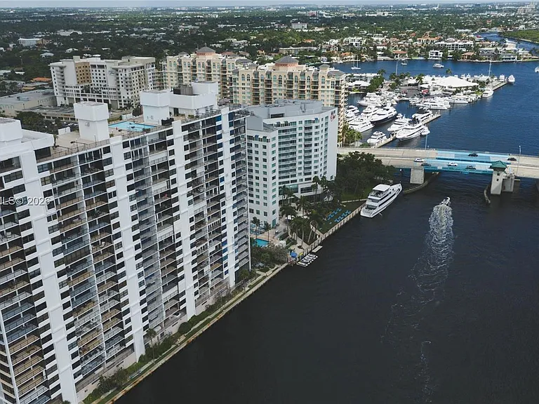 936 Intracoastal Dr #19H — Photo 24