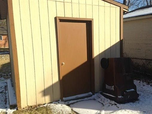 3rd image of 5704 Tall Oaks Dr